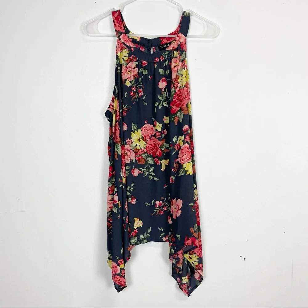 Torrid Shirt Womens 1X 14 16 Gray Multi Floral Tank Top Sleeveless